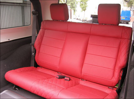 Jeep Wrangler - Rear seats