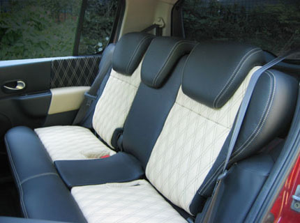 Renault Modus - Rear seat detail